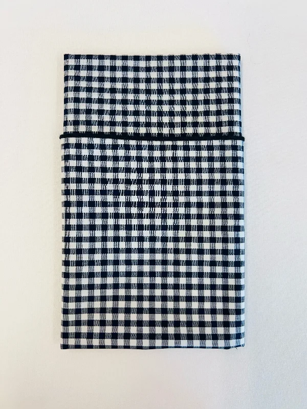 Retro striped dinnerware-Navy Gingham Napkin