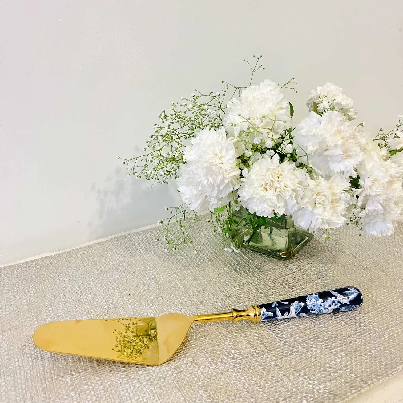 Elegant gold dessert forks-Single Cake Server - Brittany Bleu