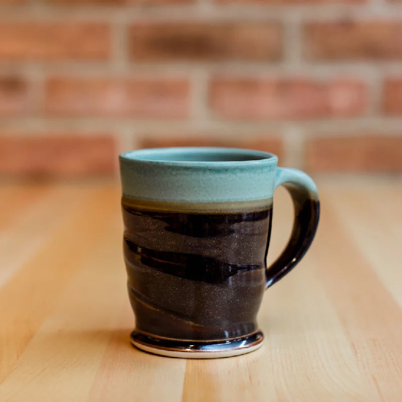 Hand-painted glass tumblers-Mug in Copper | Black Glaze